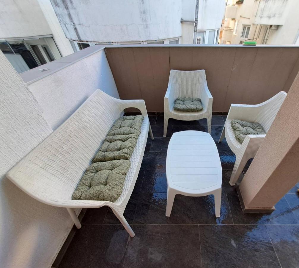 Apartment Lenka *